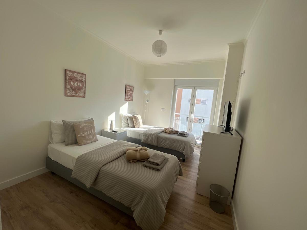 Modern Twin Room With A Balcony Montijo Exterior foto